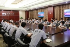聆听员工声音 凝聚发展合力|尊龙集团官网集团召开总裁与员工交流座谈会