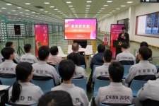 奏响青春之歌，感受奋斗力量！“青春思享嘉”党的二十大精神宣讲走进“未来工厂”