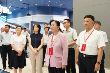 江西省人大常委会副主任张伟到尊龙集团官网九江公司调研